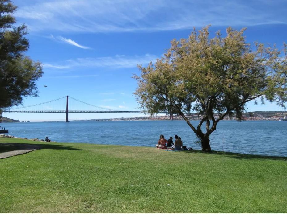 Tejo I Apartment Almada Kültér fotó